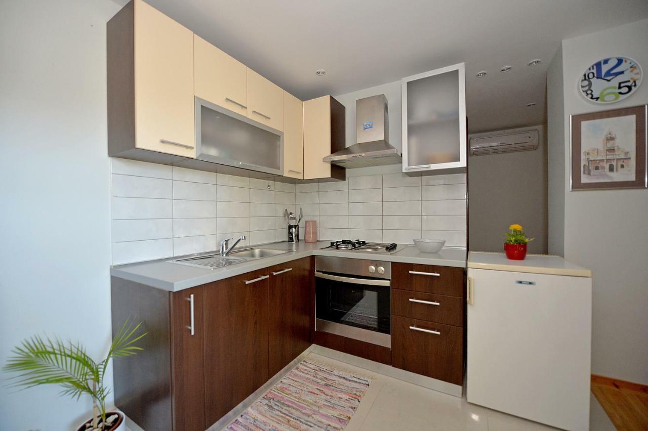 Apartment House Simoni With Pool, Zadar County Privlaka  Exteriör bild